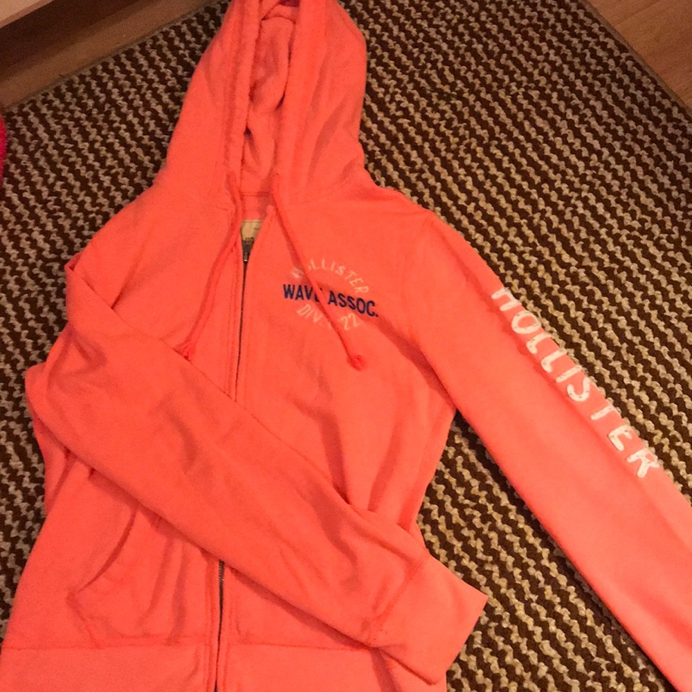 Hollister zip up